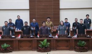 Rapat Paripurna DPRD Sulut Dalam rangka Penandatanganan KUA PPAS Perubahan APBD T.A 2025
