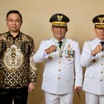 Foto HVK bersama Gubernur dan Wagub Sulut