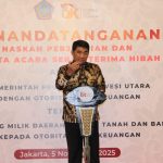 Serahkan Hibah ke OJK, Gubernur Yulius Selvanus : Ini Bentuk Sinergitas